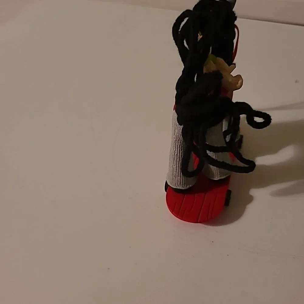 2011 Hallmark Keepsake Ornament